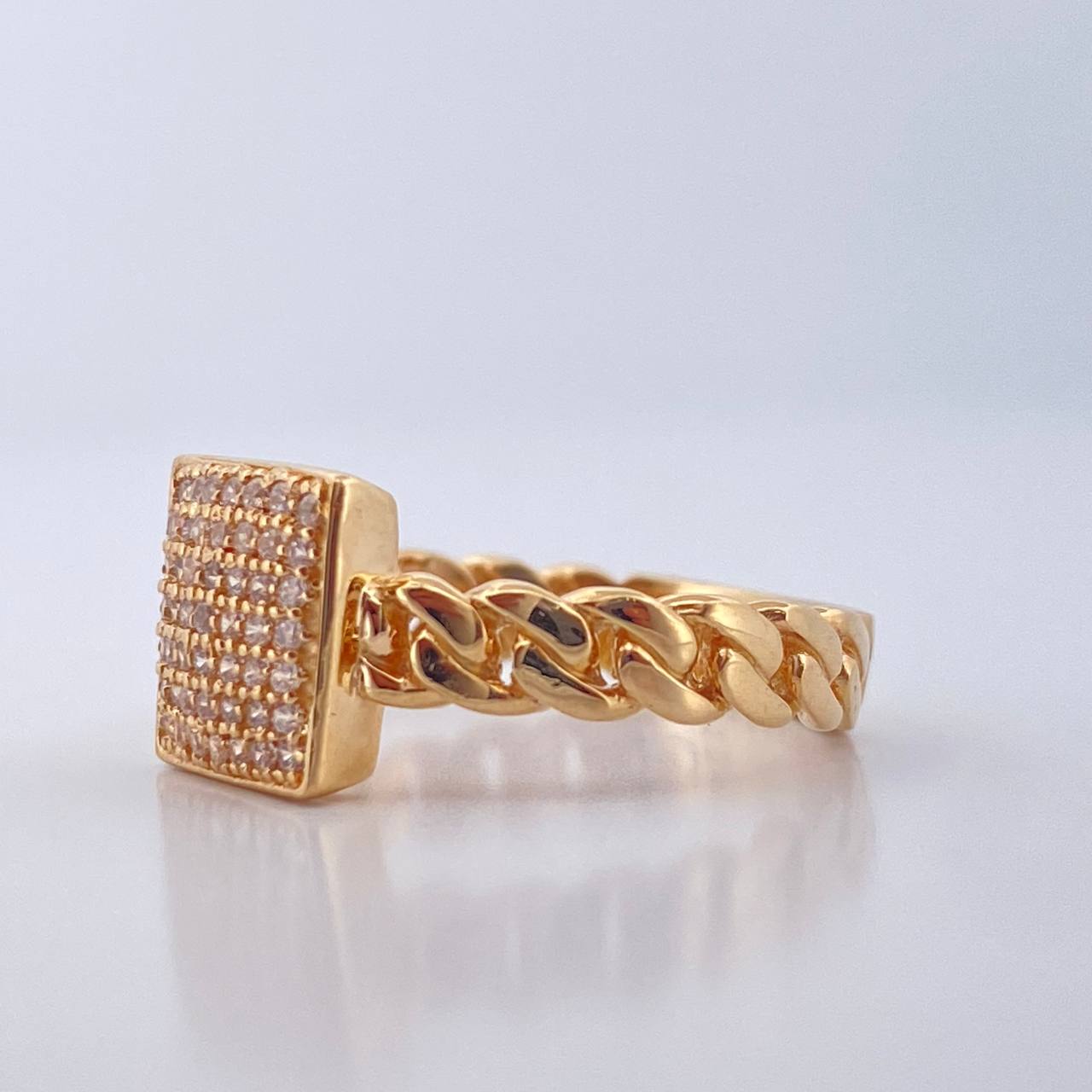 Anillo Cubana Cuadrado 4.3gr / T7 1/4 / Oro Amarillo 18K %