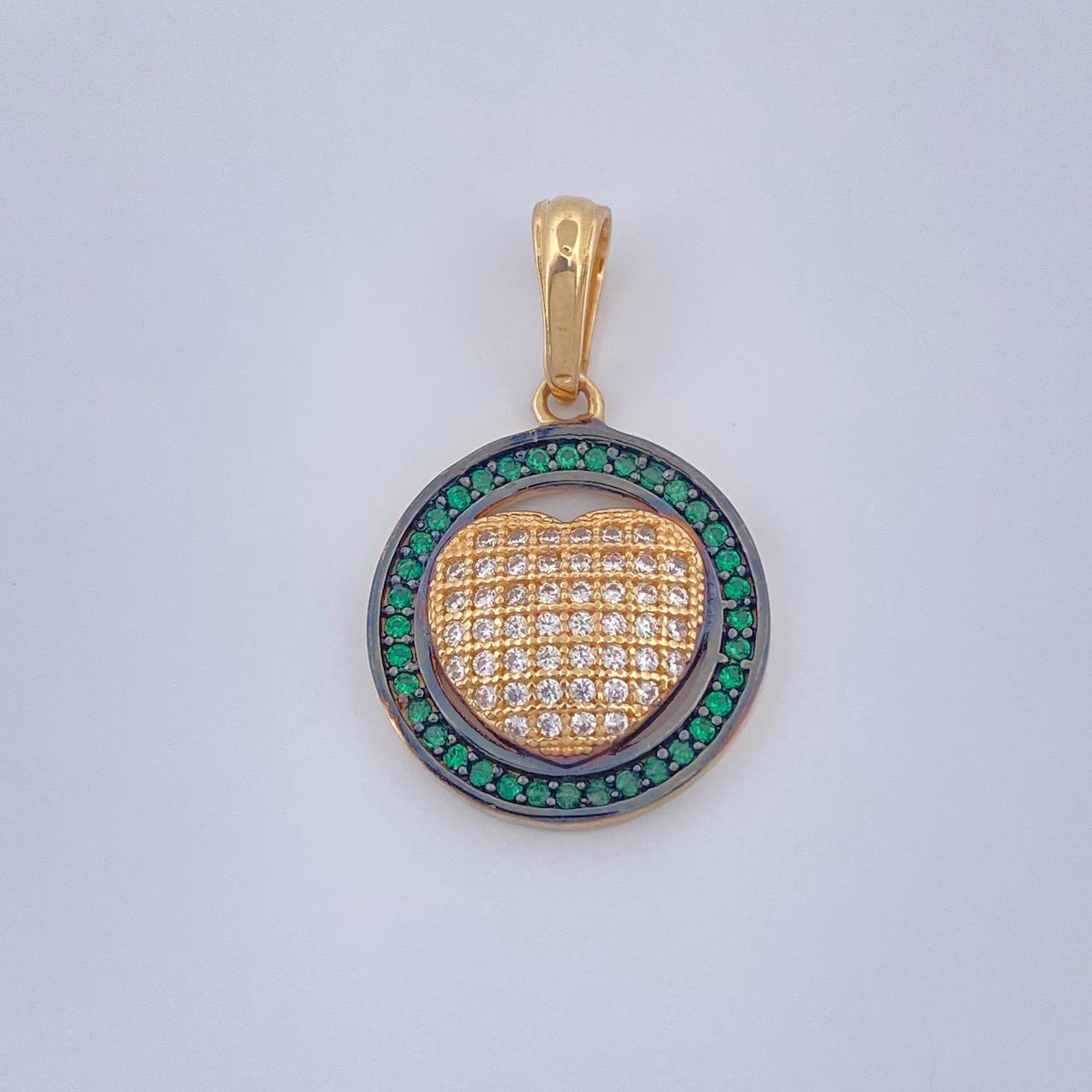 Dije Corazon 2.7gr / 2.6cm / Dos Oros Negro Amarillo 18K %