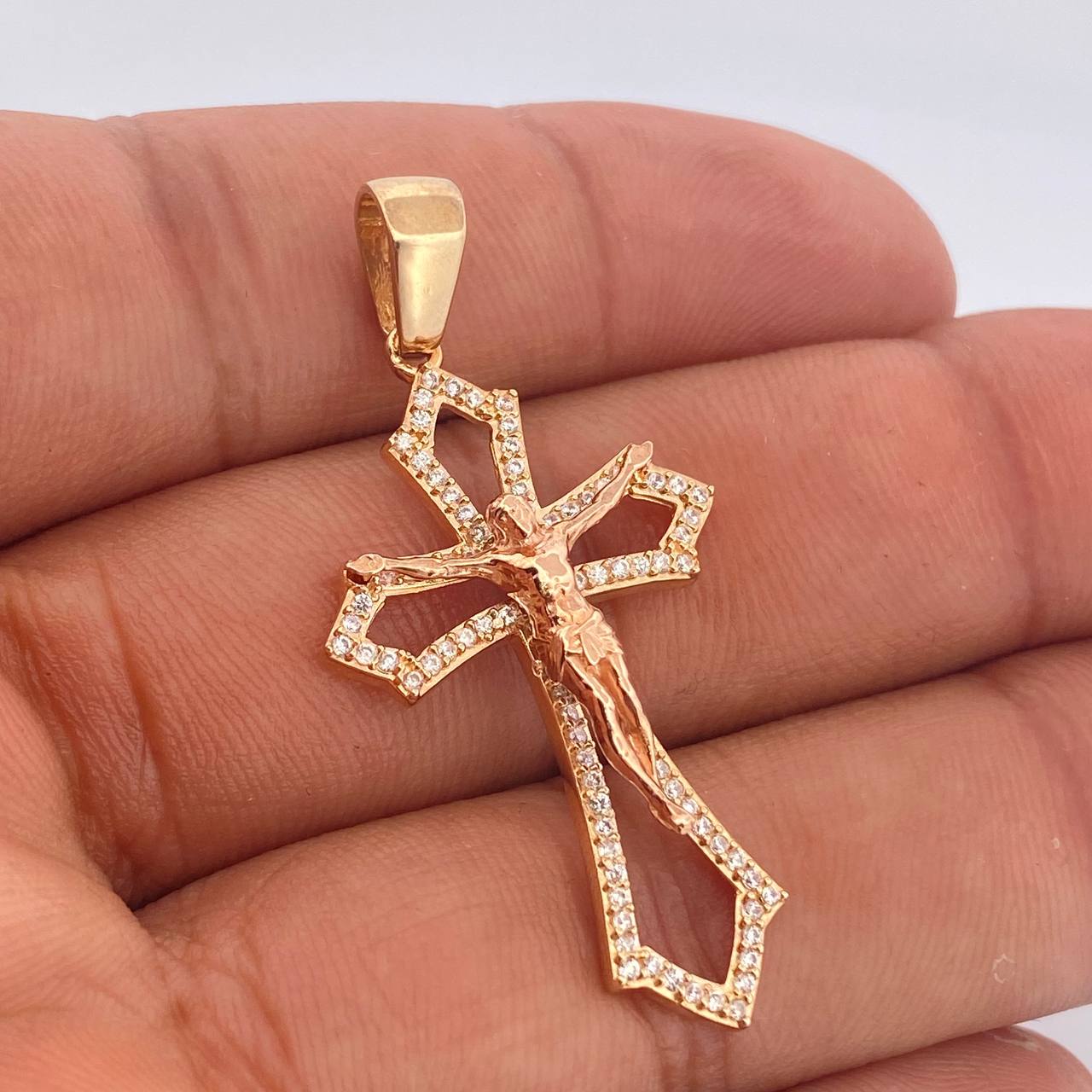 Dije Cruz Cristo 4.95gr / 4.5cm / Dos Oros Amarillo Rosa 18K %