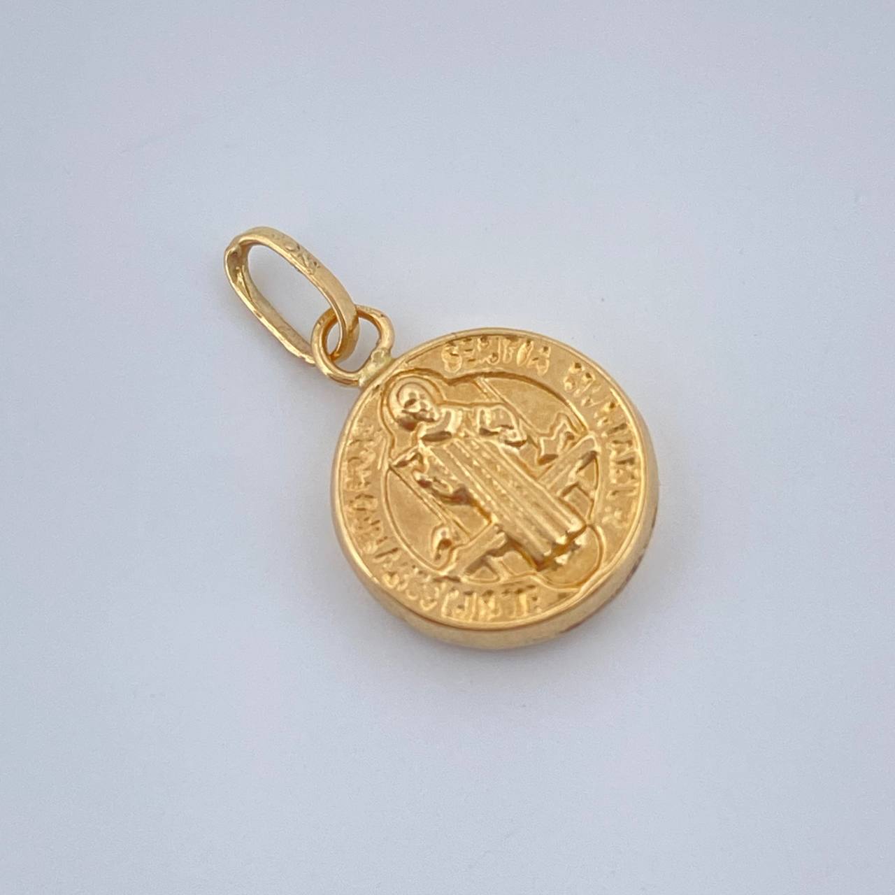 Dije San Benito 0.55gr / 1.8cm / Oro Amarillo 18K %