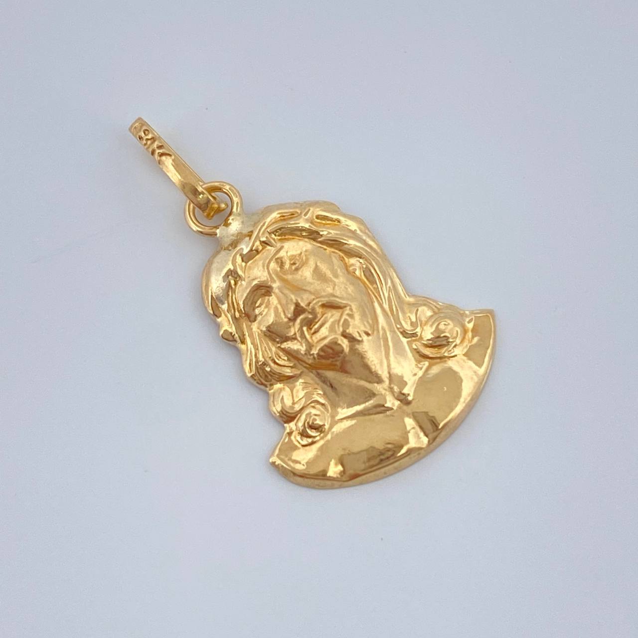 Dije Rostro Cristo 0.75gr / 2cm / Oro Amarillo 18K %