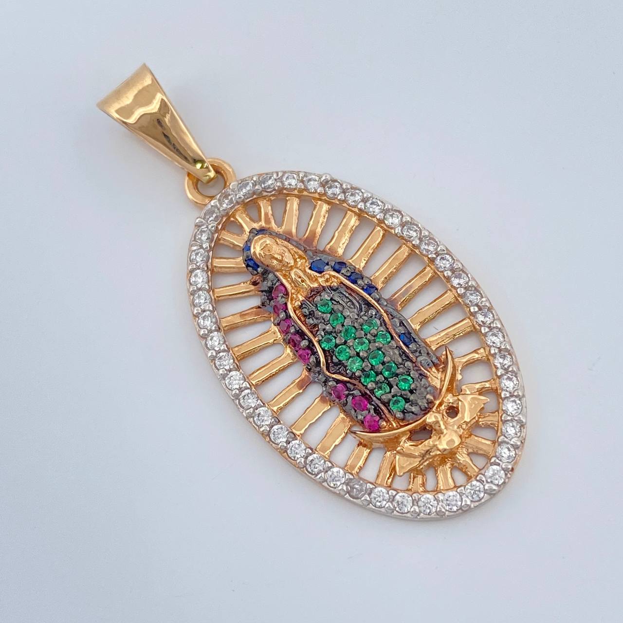 Dije Virgen De Guadalupe 4gr / 4.9cm / Tres Oros 18K %