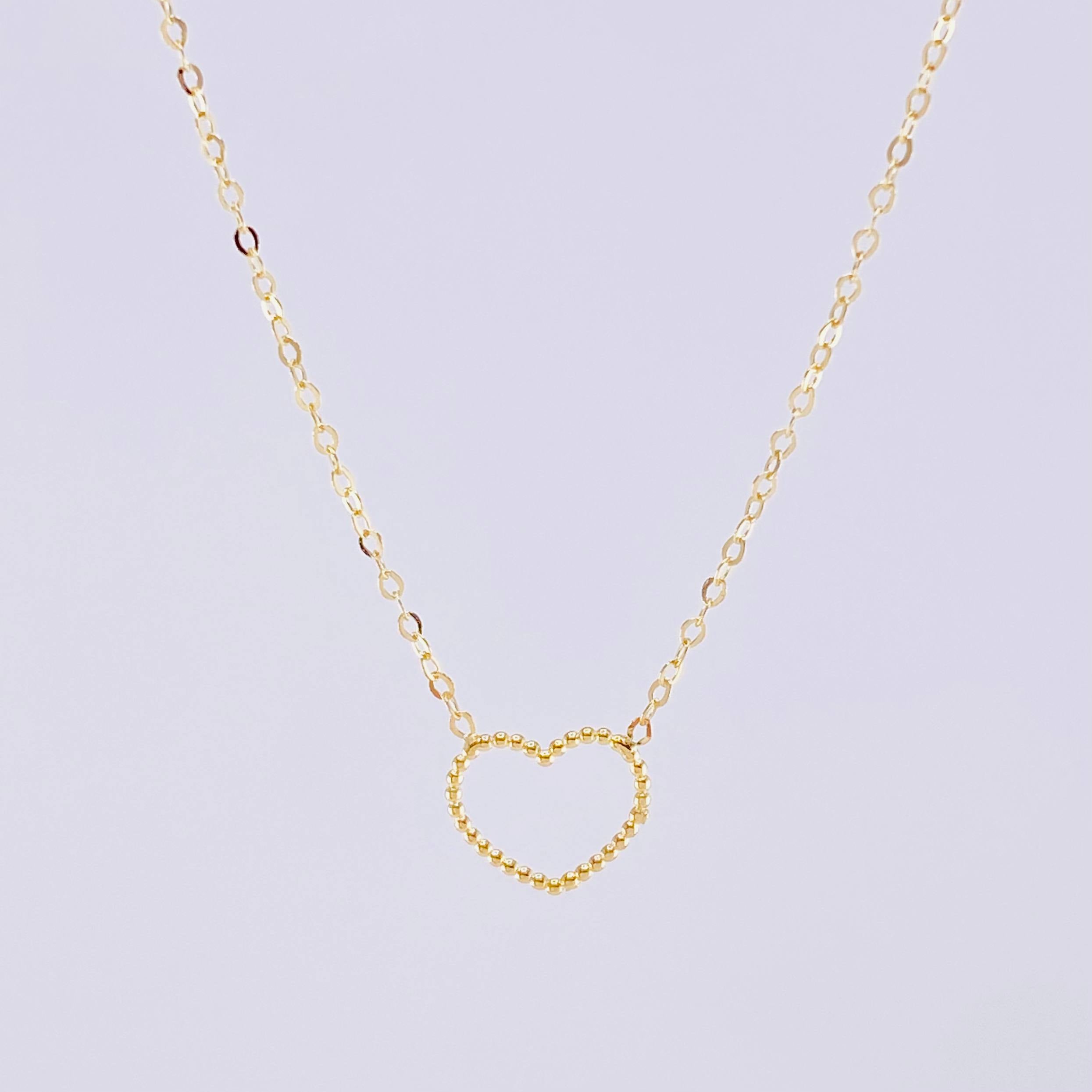 Cadena Aro Seguido Dije Silueta Corazón 1.25g / 45.4cm / 1mm Oro Amarillo 18K