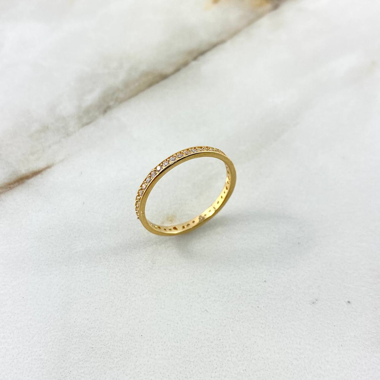Anillo Churumbela 1.2gr / T7 1/4 / Liso Circones Blancos Oro Amarillo