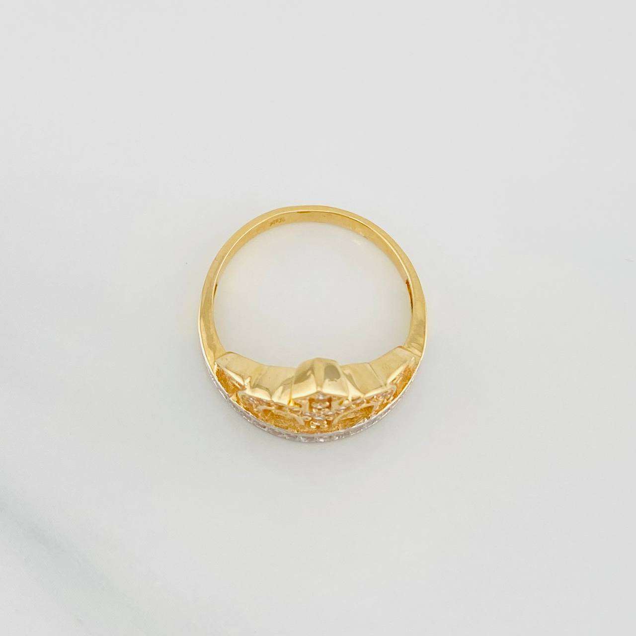 Anillo Corona 3.7g / T6 1/2 Dos Oros Amarillo Blanco 18K