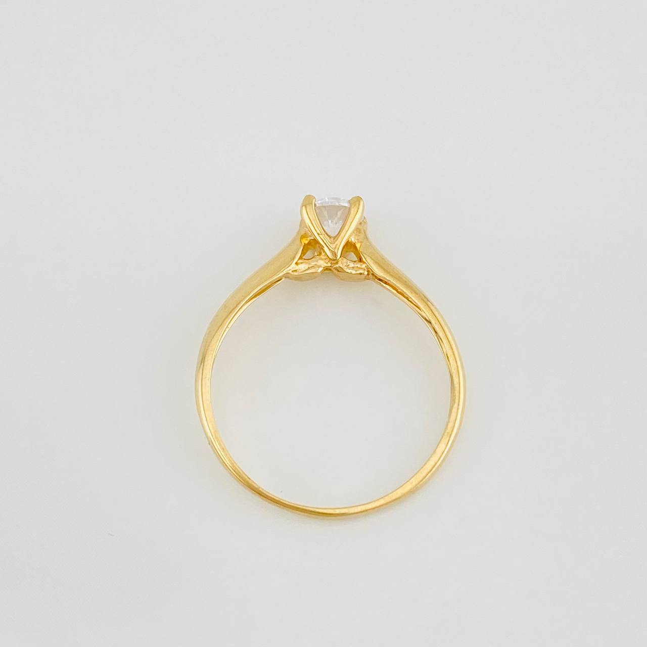 Anillo Solitario 1.6g / T5 3/4 Oro Amarillo 18K