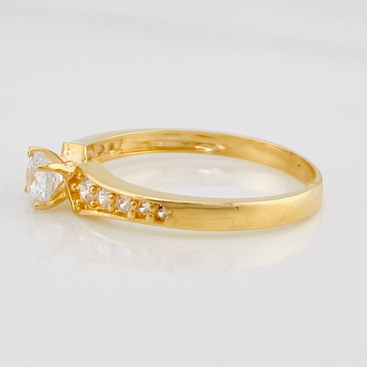 Anillo Solitario Churumbela 1.8g / T6 3/4 Oro Amarillo 18K