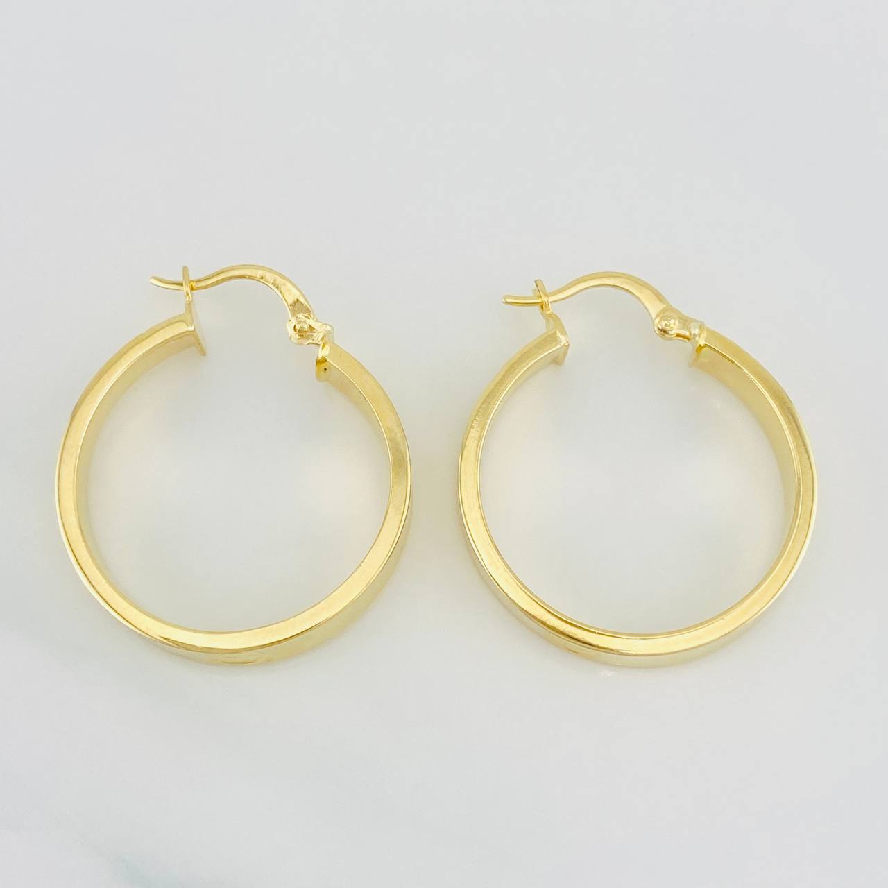 Candongas Tornillo 3.3g / 2.8cm Oro Amarillo 18K