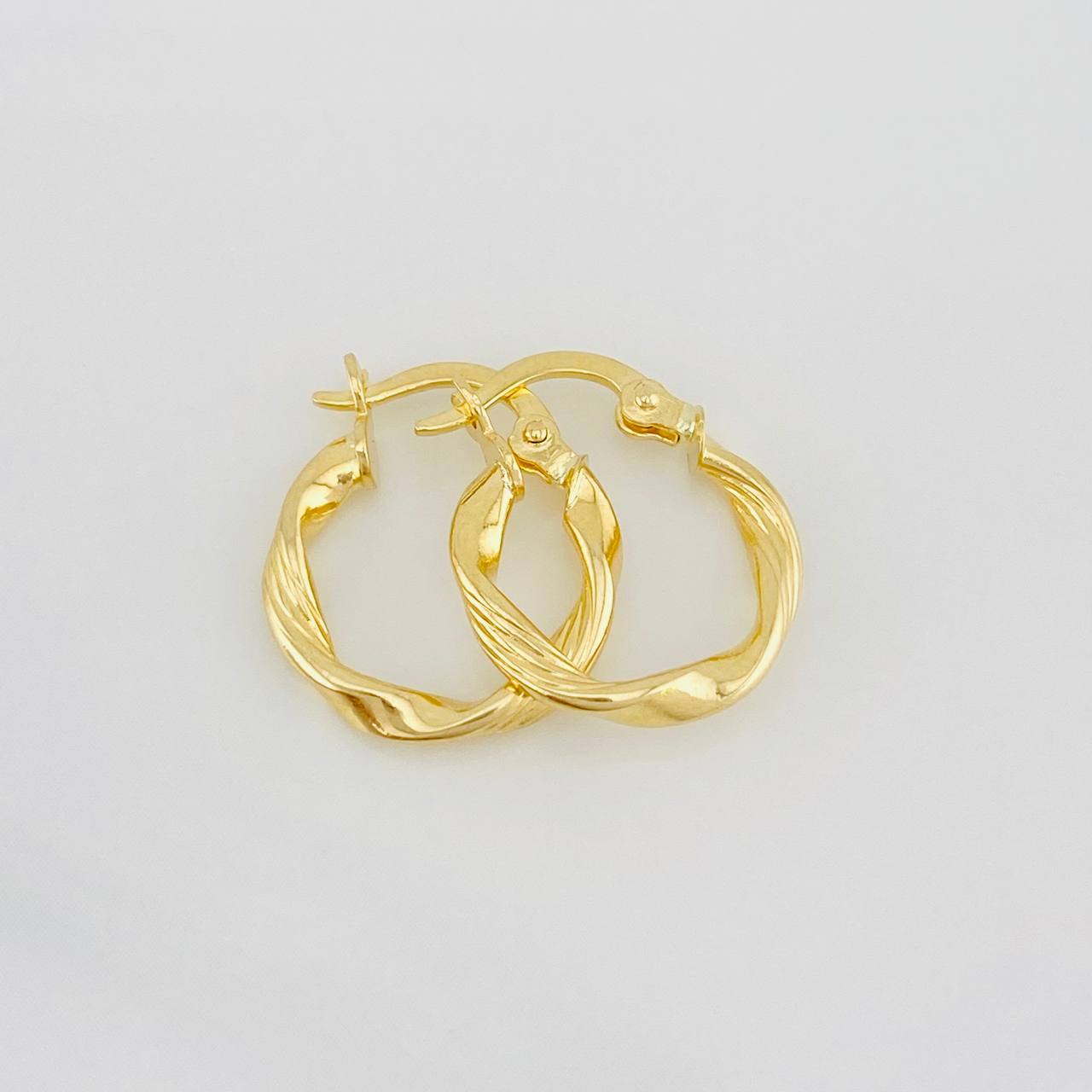 Candongas Mai 1.15g / 1.7cm Oro Amarillo 18K