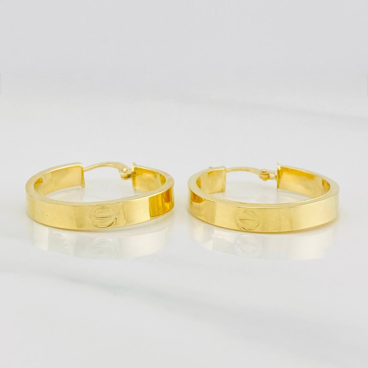 Candongas Tornillo 3.3g / 2.8cm Oro Amarillo 18K