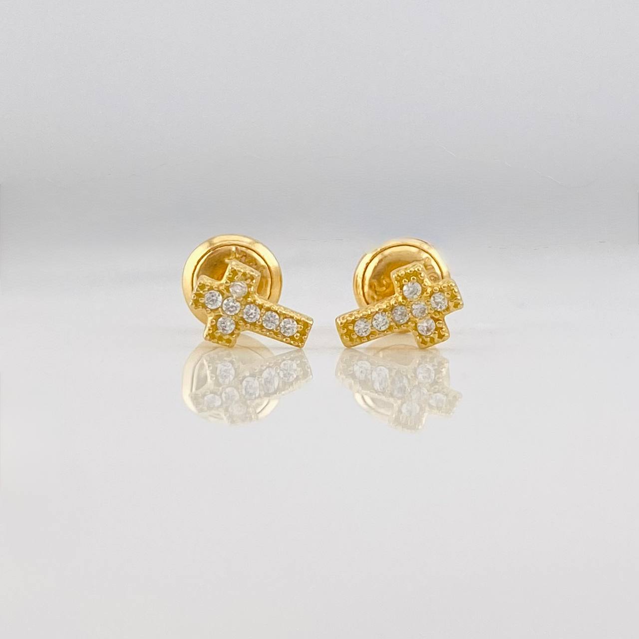 Topos Cruz 0.75g / 7mm Oro Amarillo 18K