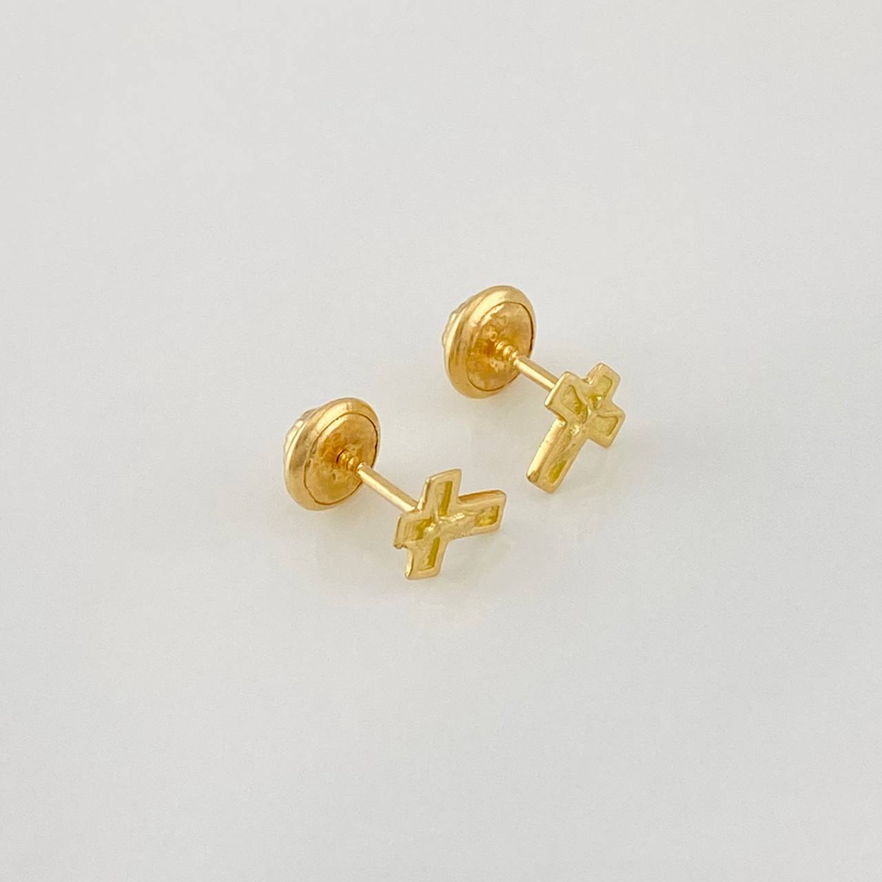 Topos Cruz Cristo 0.7g / 6.3mm Oro Amarillo 18K
