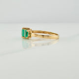 Anillo Trilogia Esmeraldas 1.03 qts 2.4gr / T6 1/4 / Oro Amarillo 18K %