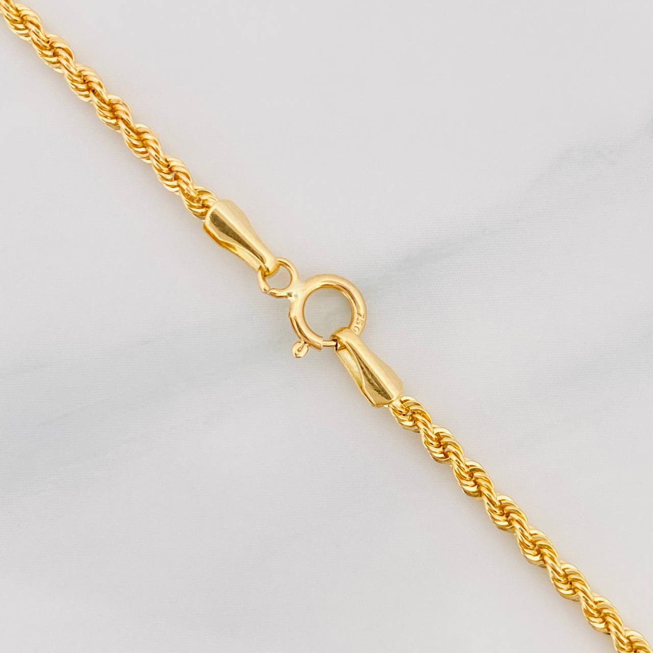 Cadena Lazo 1.6g / 45.05cm / 1.58mm Oro Amarillo 18K