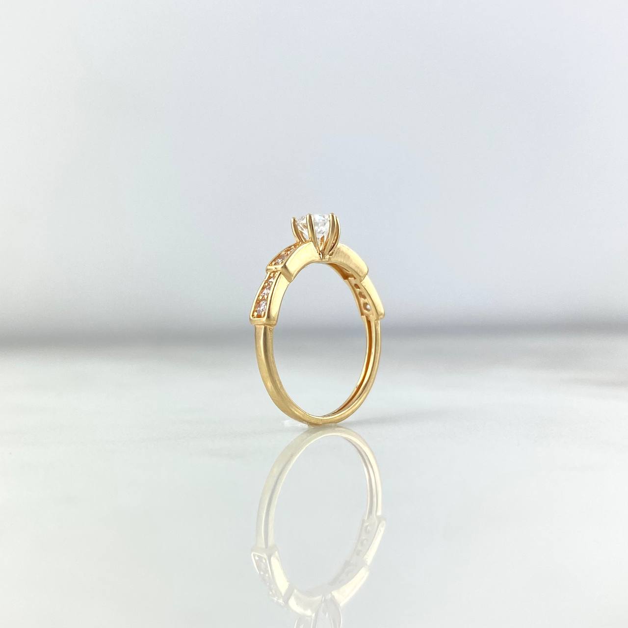 Anillo Solitario Cinta 1.85gr / T7 1/4 / Circon Blanco Blancos Oro Amarillo