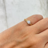 Anillo Solitario Churumbela Flecha 1.9gr / T5 1/2 / Circon Blanco Blancos Oro Amarillo