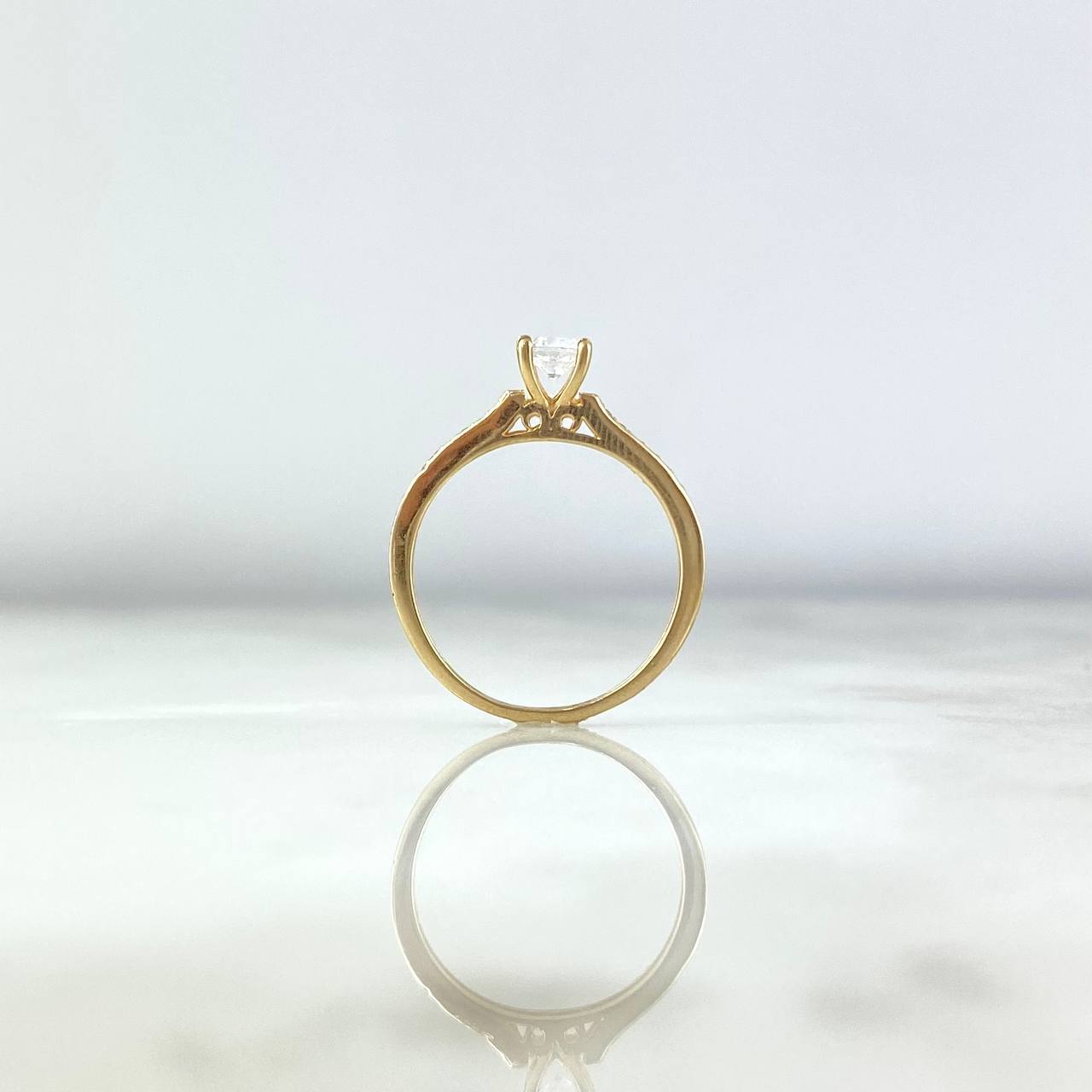 Anillo Solitario Churumbela Flor Interna 1.75gr / T6 1/2 / Circon Blanco Blancos Oro Amarillo