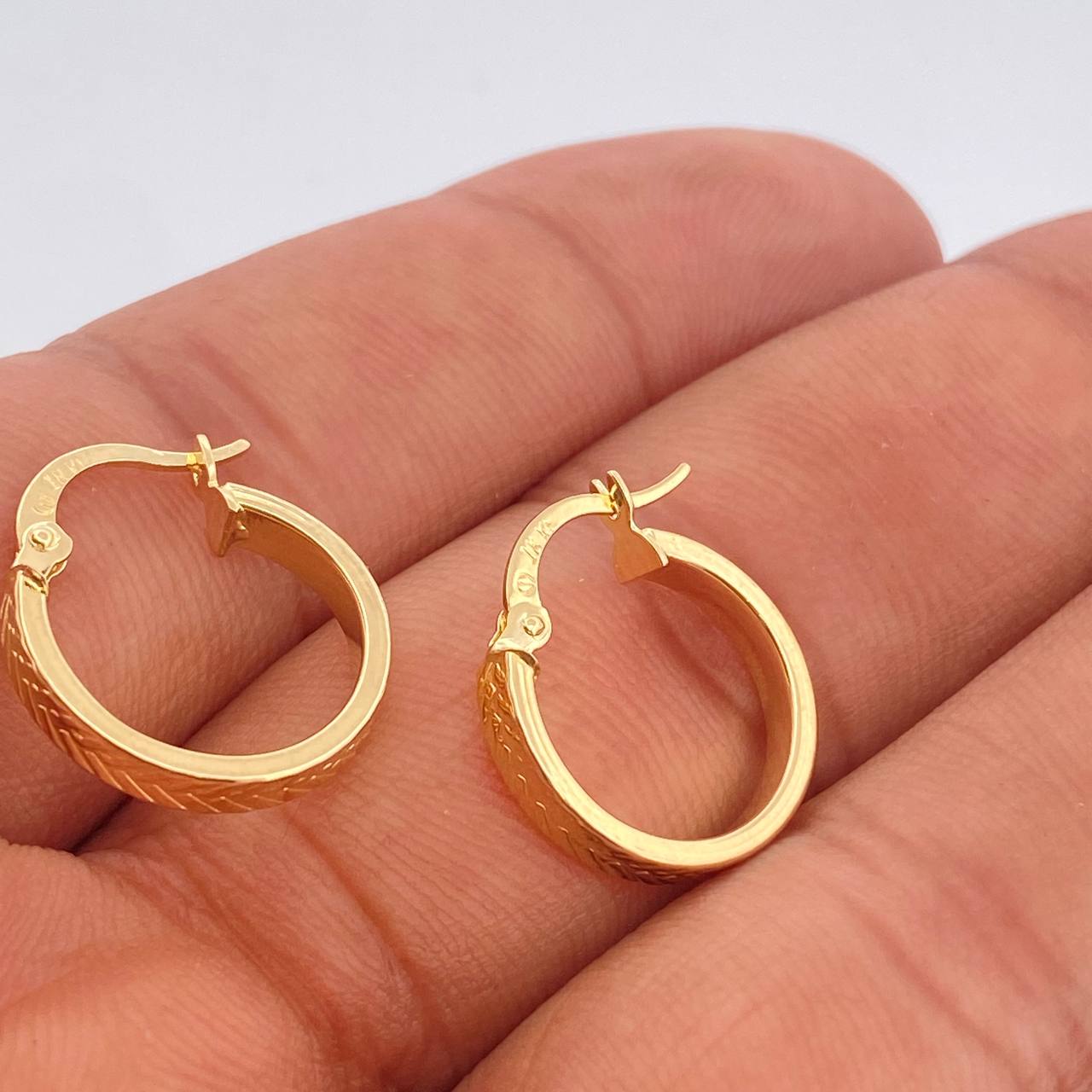 Candongas Kuki 1.4gr / 1.8cm / Oro Amarillo 18K +