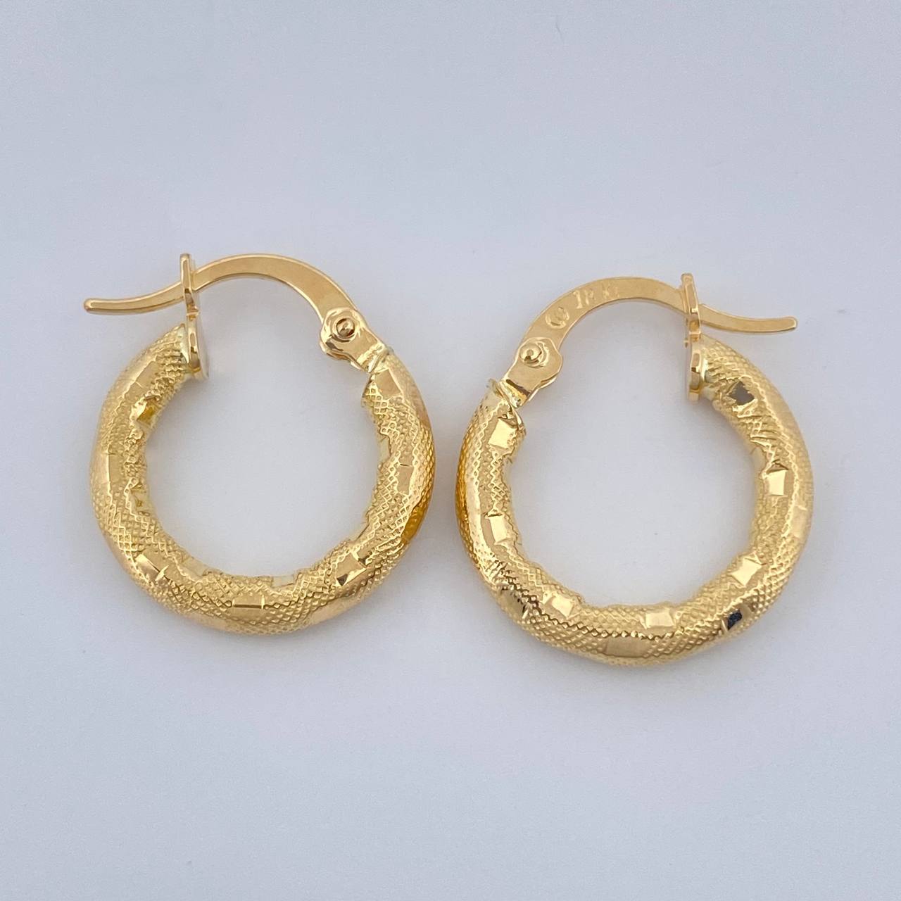 Candongas Sandra 1.5gr / 1.7cm / Oro Amarillo 18K +