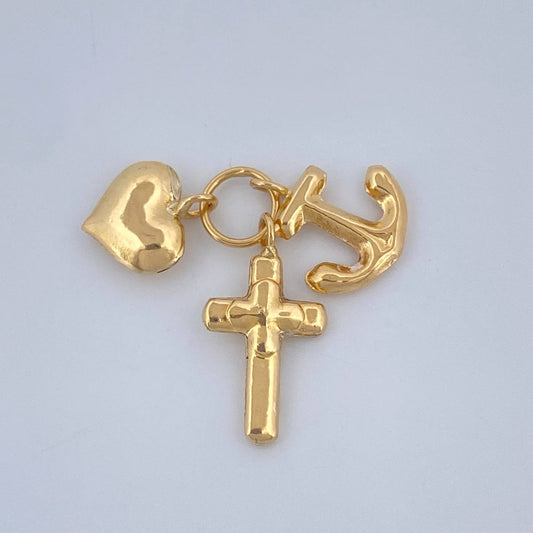 Dije Tres Gracias 0.8gr / 1.3cm / Oro Amarillo 18K %
