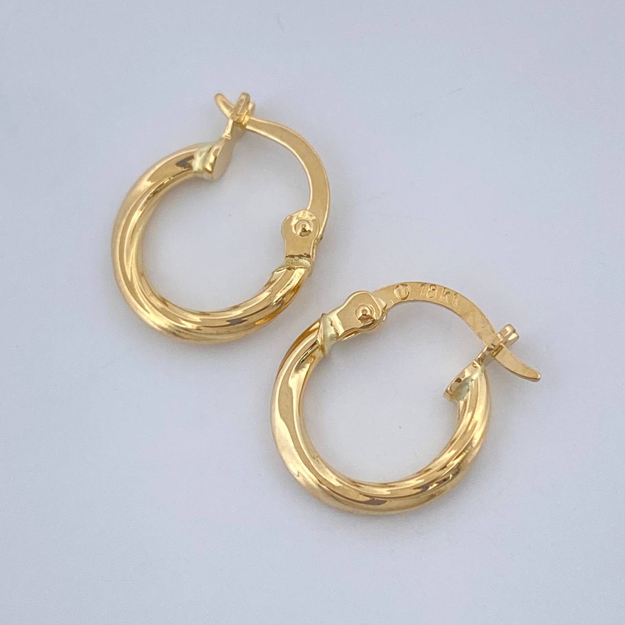 Candongas Mary 0.85gr / 1.4cm / Oro Amarillo 18K %