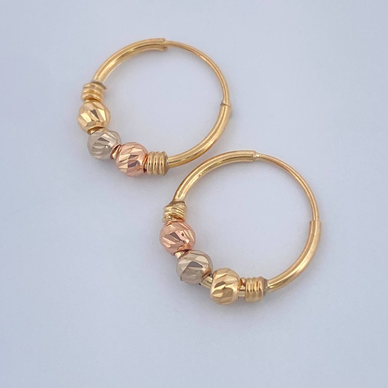 Candongas Trio 0.95gr / 1.2cm / Tres Oros 18K %