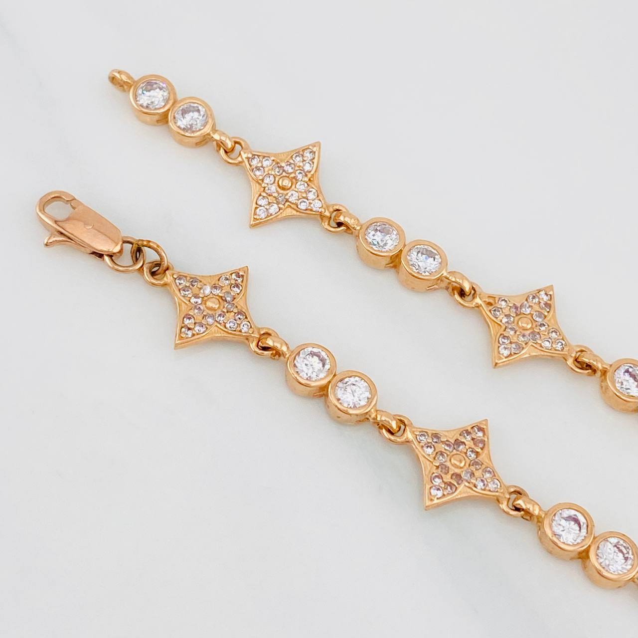 Pulso Halo Flor 8.45g / 18cm / 4.15mm Oro Rosa 18K
