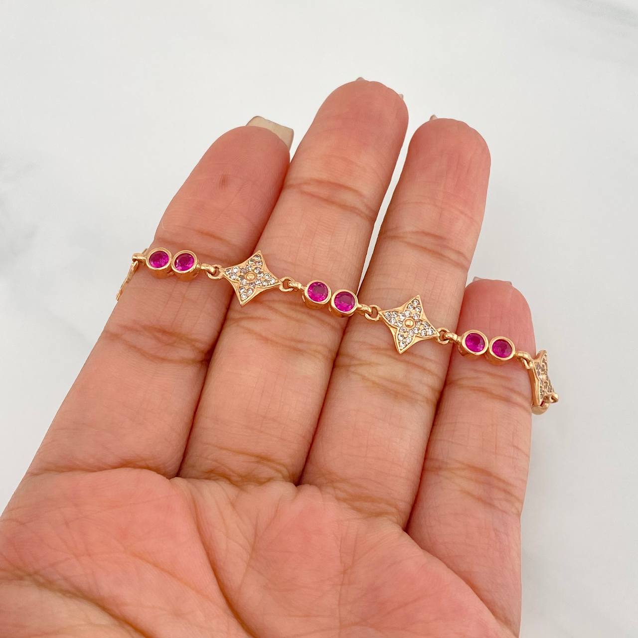 Pulso Halo Flor 7.70g / 17cm / 4.18mm Oro Rosa 18K