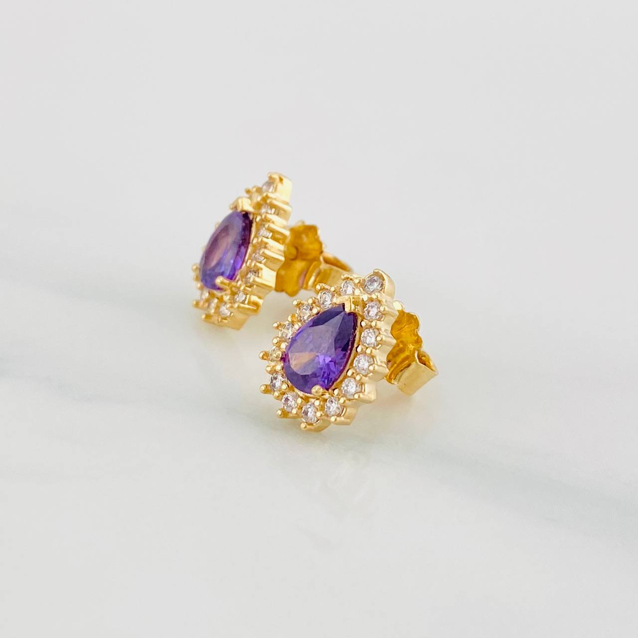 Topos Halo Lagrima 2.45g / 7.6mm Oro Amarillo 18K