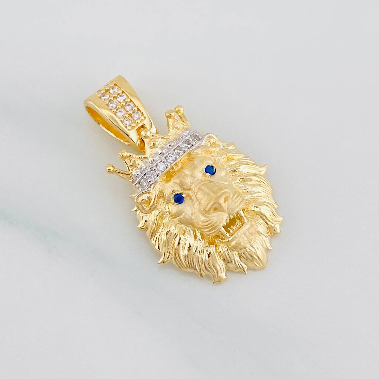 Dije Rostro Leon 3.65g / 2.7cm Dos Oros Amarillo Blanco 18K