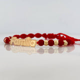 Pulsera Tejida Rojo Herraje Placa Familia Oro Amarillo 18K