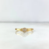 Anillo Solitario Flor Corazones 1.15gr / T5 1/2 / Circon Blanco Oro Amarillo