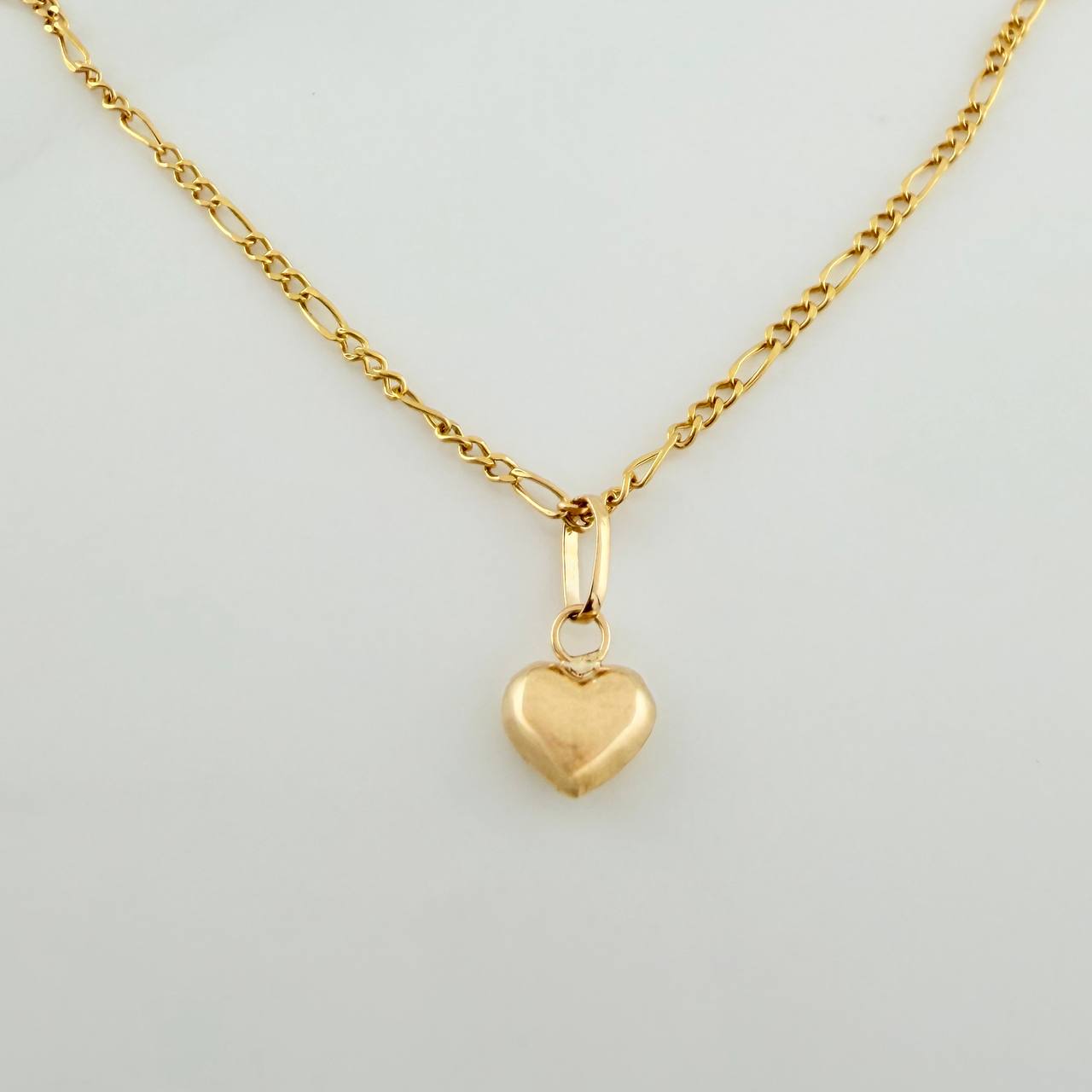 Set Cadena y Dije Figaro +Corazon 1.3gr / 44.8cm / 1.27mm Oro Amarillo 18K (Oferta) &