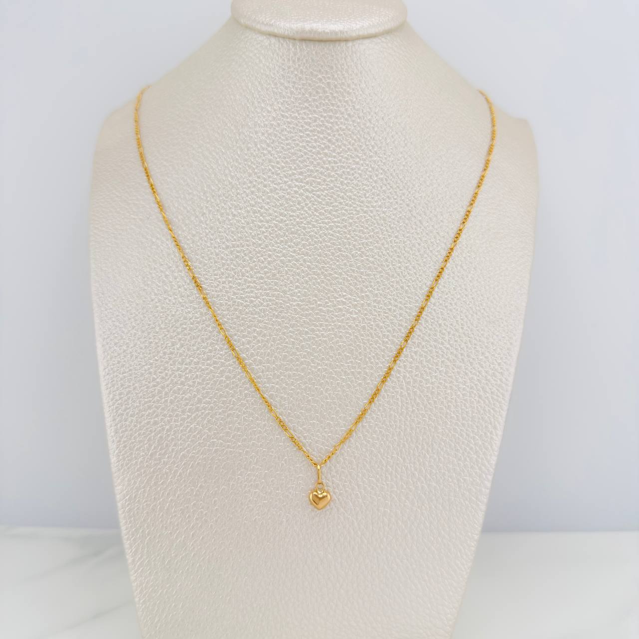 Set Cadena y Dije Figaro +Corazon 1.3gr / 44.8cm / 1.27mm Oro Amarillo 18K (Oferta) &