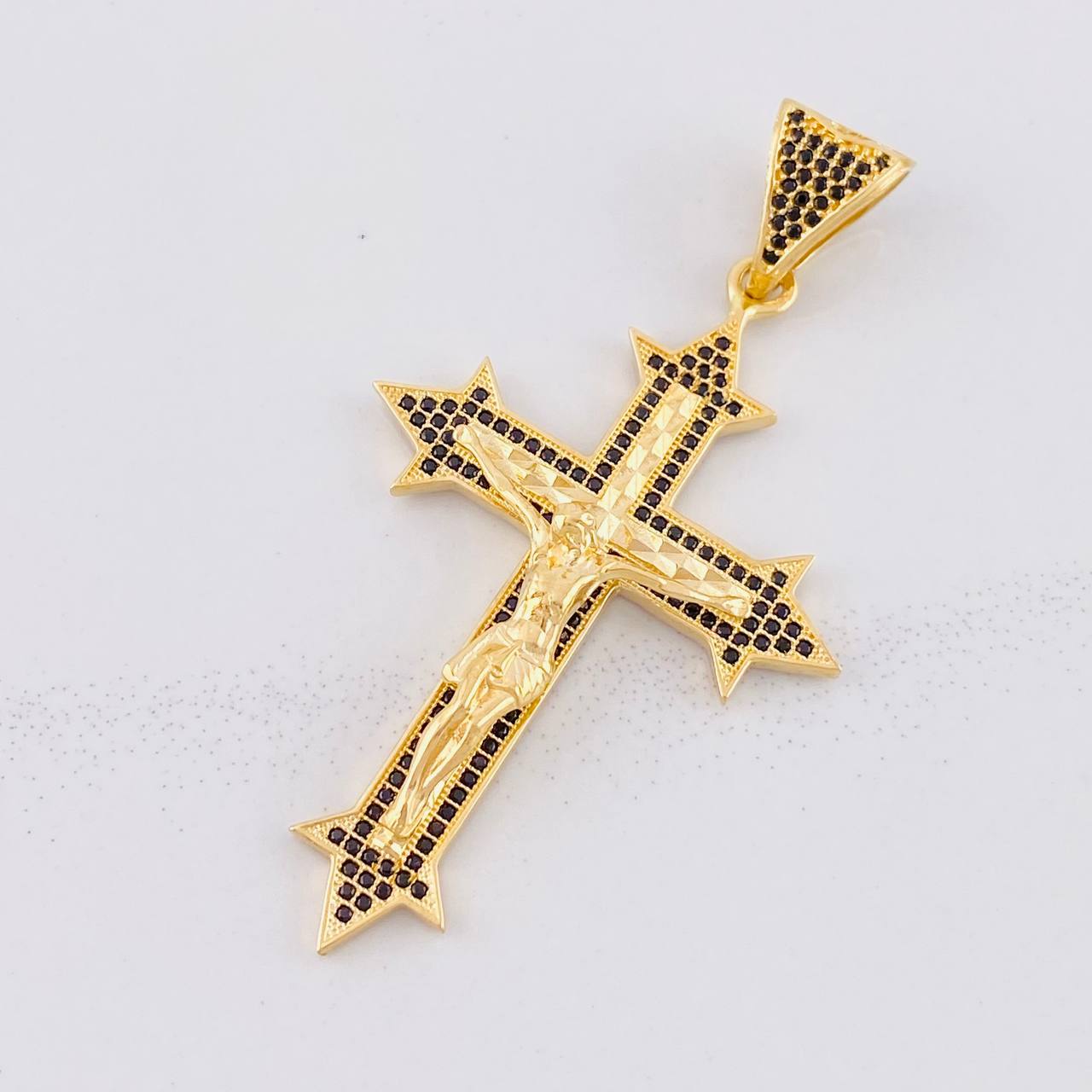 Dije Cruz Cristo 9.4g / 6.3cm Oro Amarillo 18K