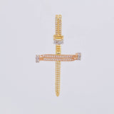 Dije Cruz Clavo 4.1g / 4.7cm Tres Oros 18K