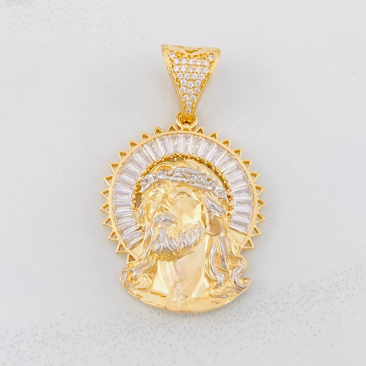 Dije Rostro Cristo 9.5g / 4.3cm Dos Oros Amarillo Blanco 18K