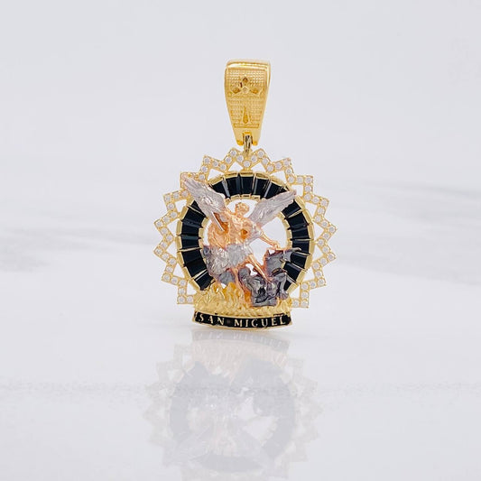 Dije San Miguel Árcangel 6.95g / 3.7cm Tres Oros 18K