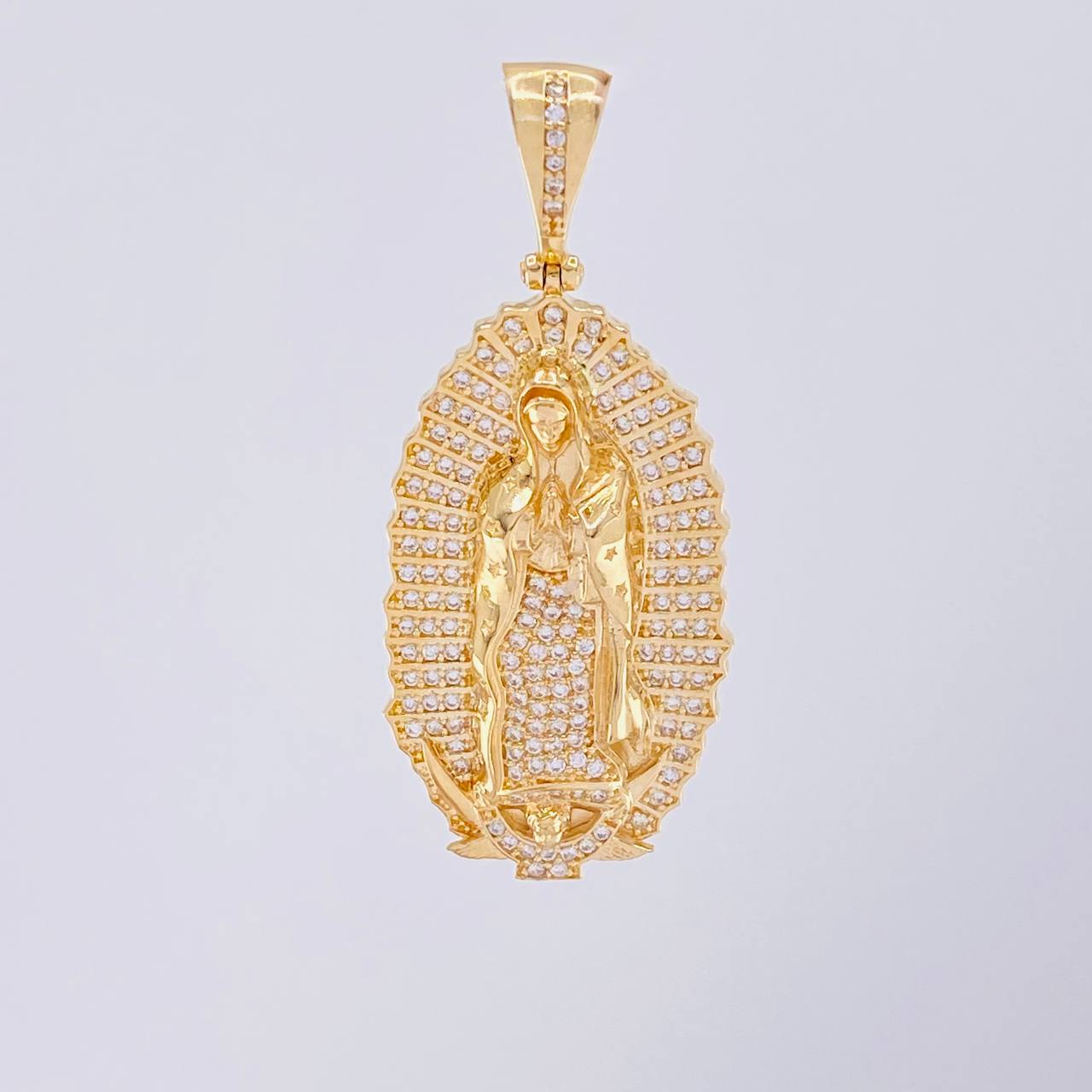 Dije Virgen de Guadalupe 9.5g / 4.5cm Oro Amarillo 18K