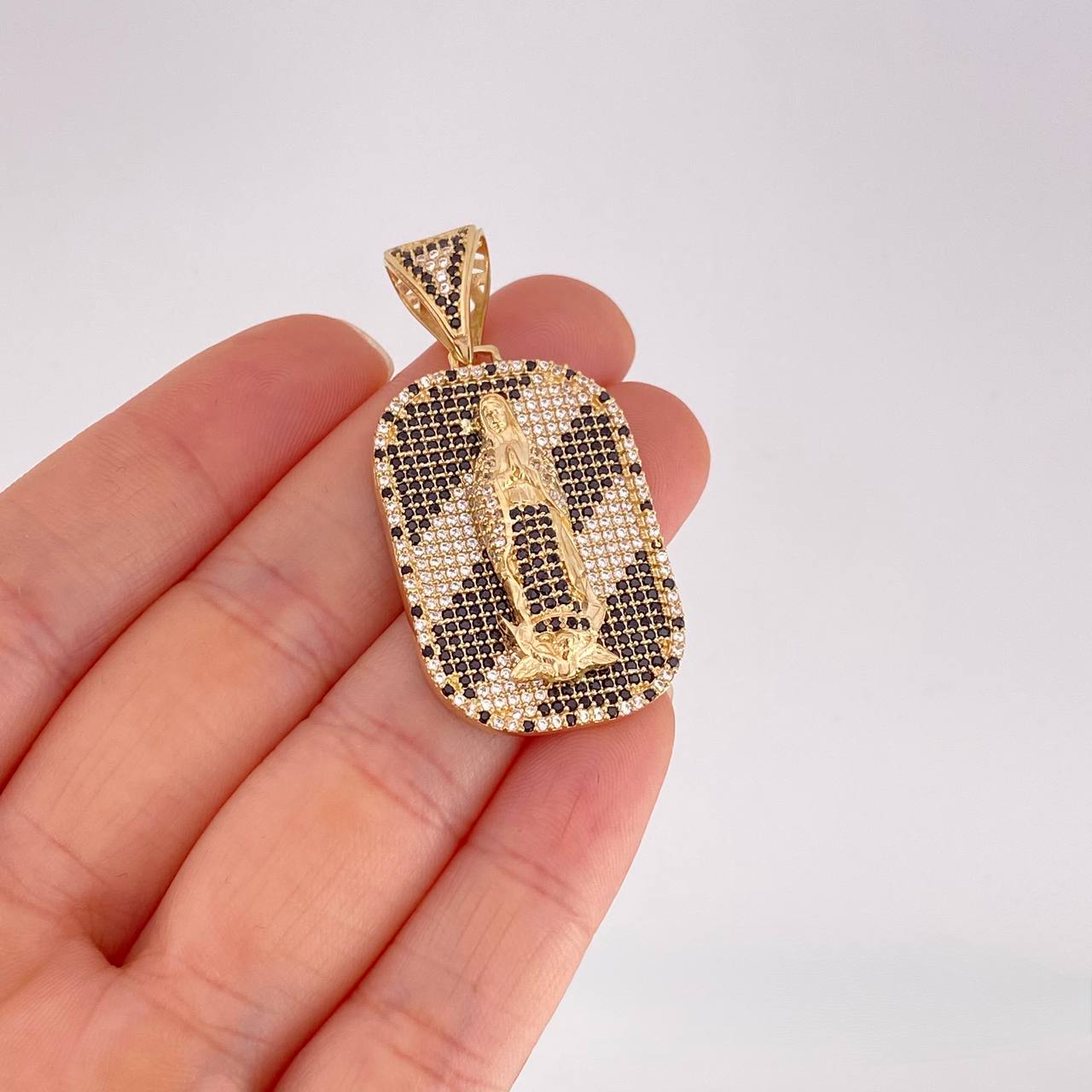 Dije Placa Virgen de Guadalupe 10.95g / 4.6cm Oro Amarillo 18K