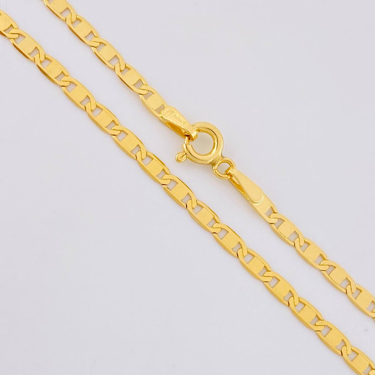 Cadena Plana 4.7g / 50cm / 2.5mm Oro Amarillo 18K