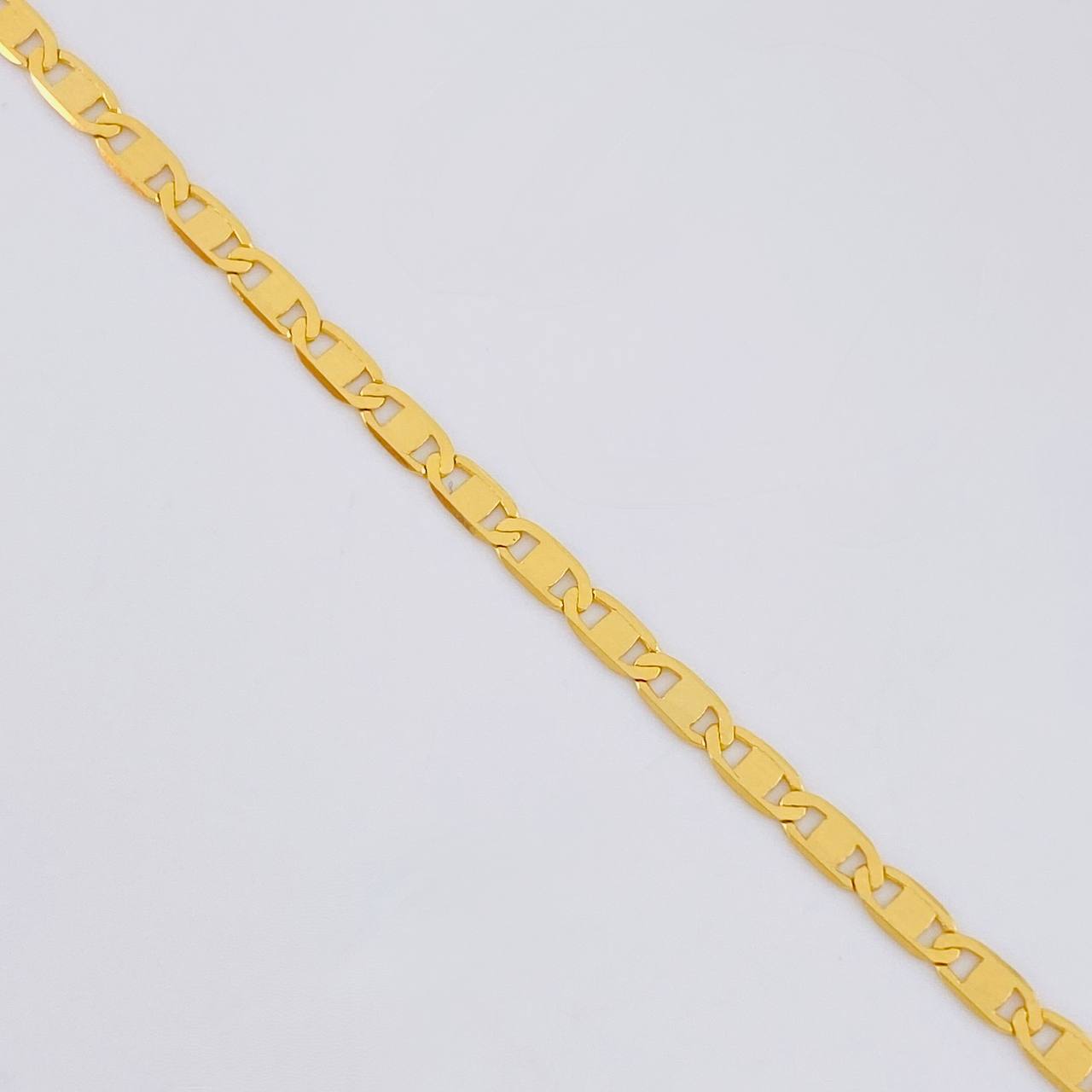 Cadena Plana 4.7g / 50cm / 2.5mm Oro Amarillo 18K