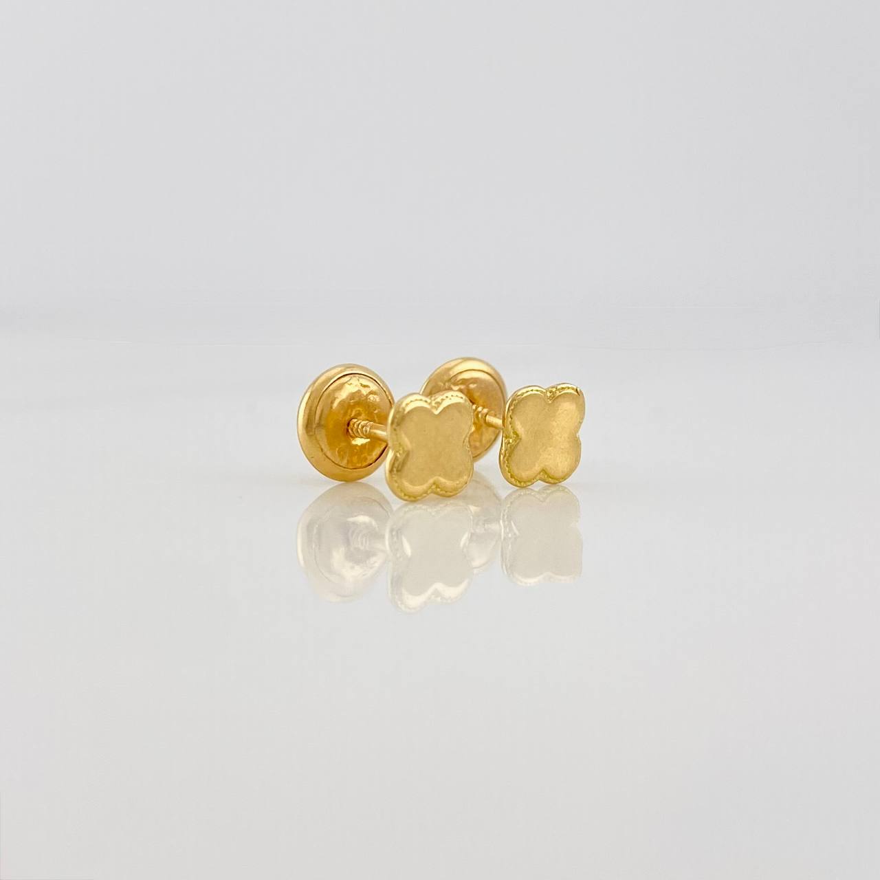 Topos Trébol 0.65g / 4.9mm Oro Amarillo 18K