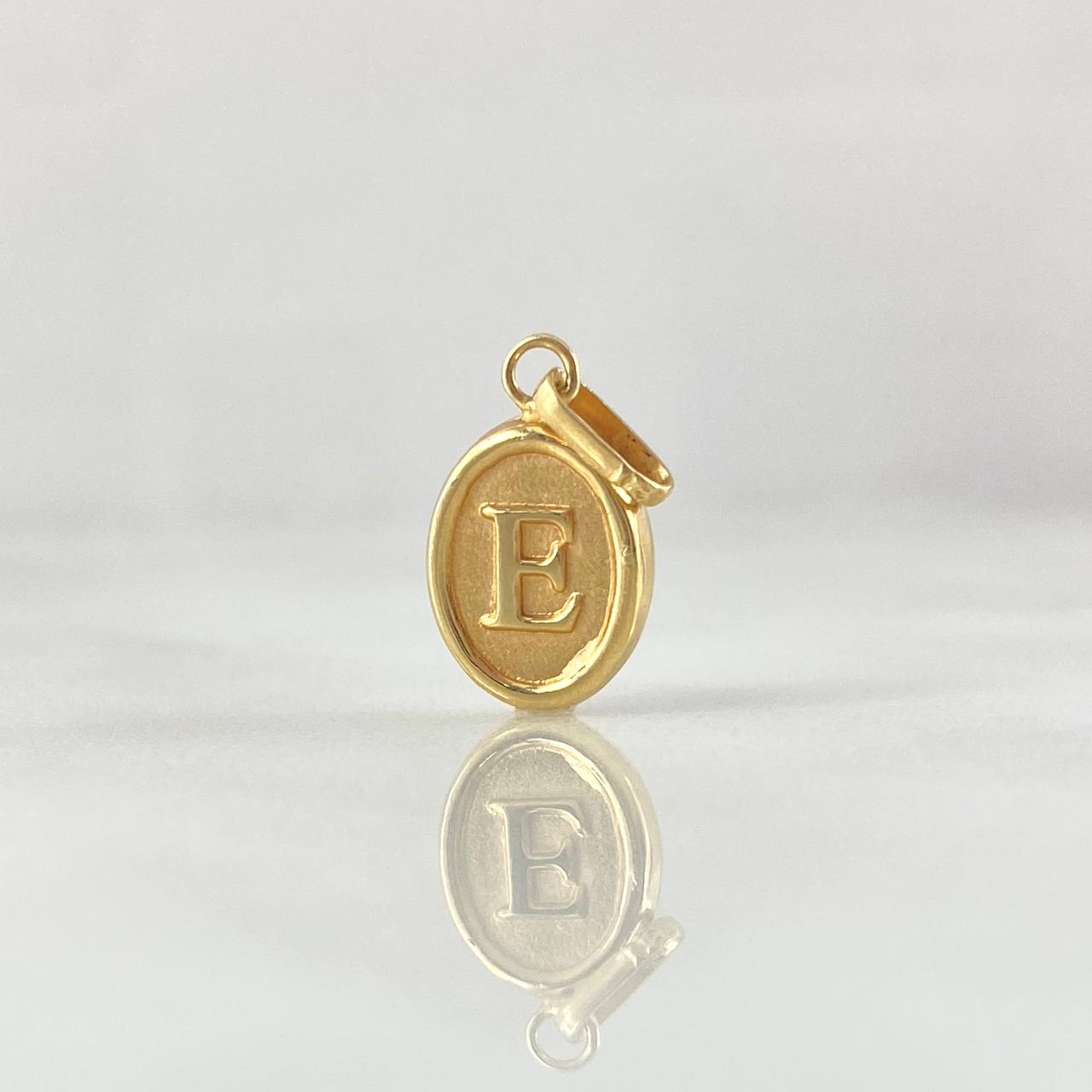 Dije Letra E 0.55gr / 1.7cm / Ovalo Liso Oro Amarillo 18K