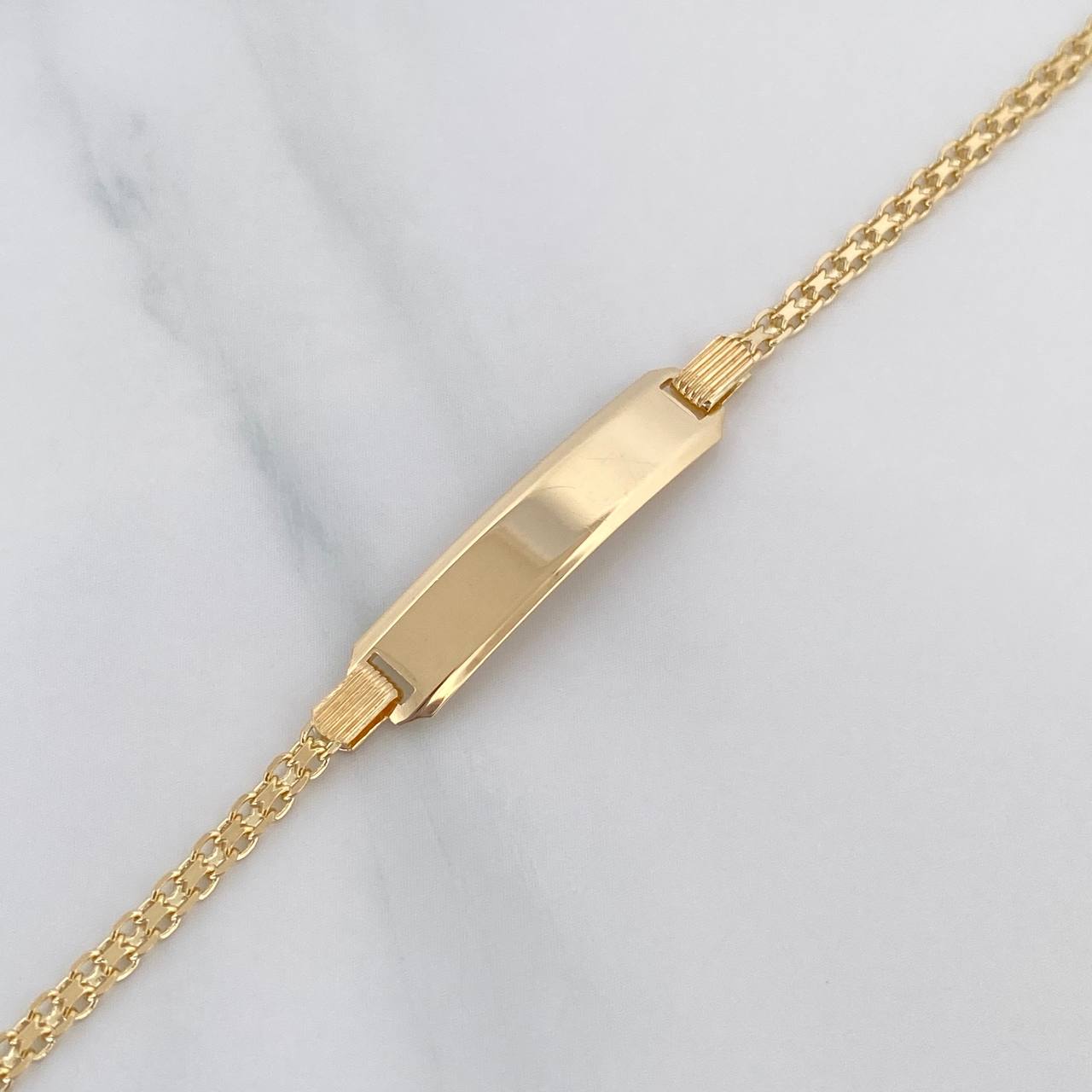 Pulso Chino Placa Rectangular 3.35 g / 17.3 cm / 1.7 mm Oro Amarillo 18K