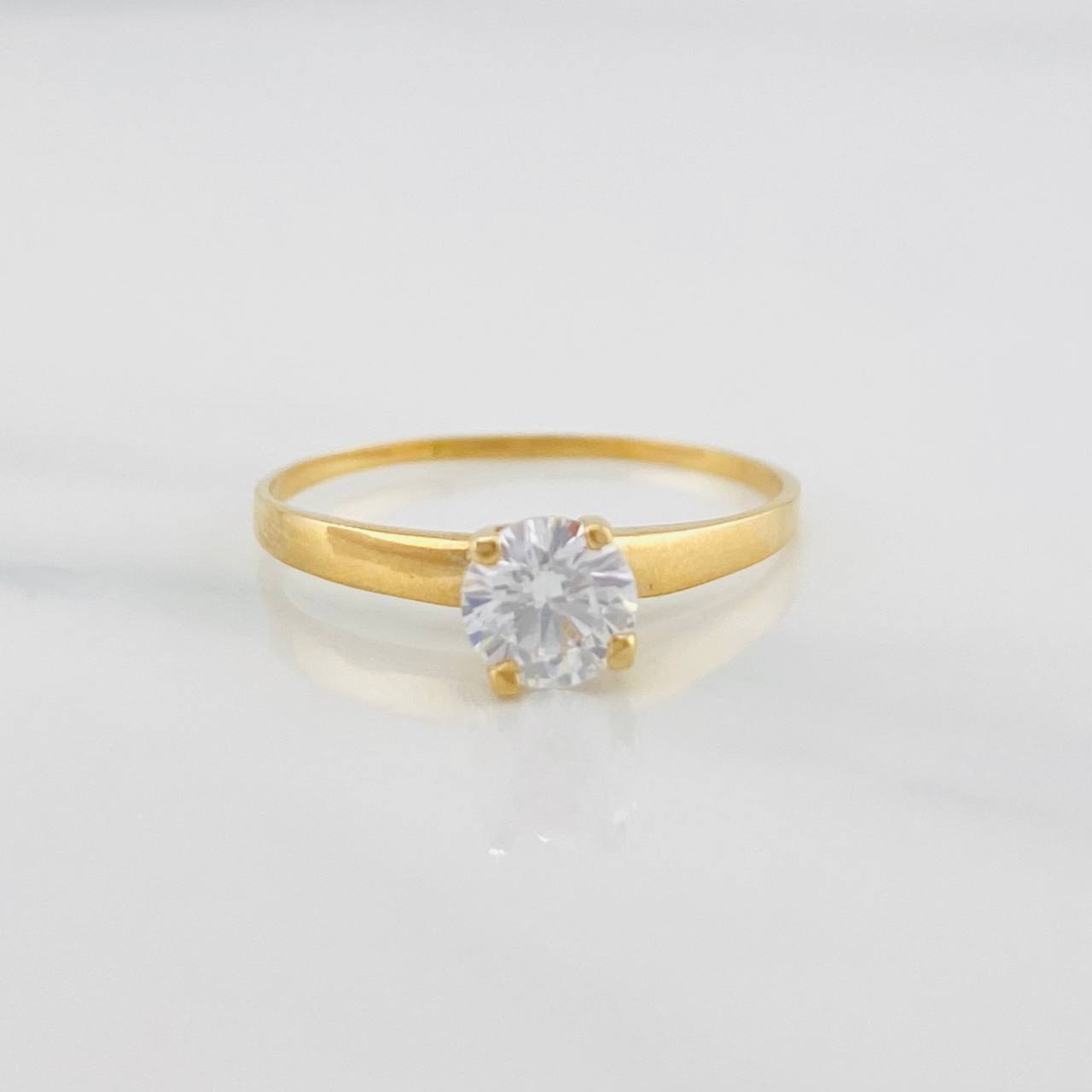 Anillo Solitario 1.3g / T6 1/4 Oro Amarillo 18K