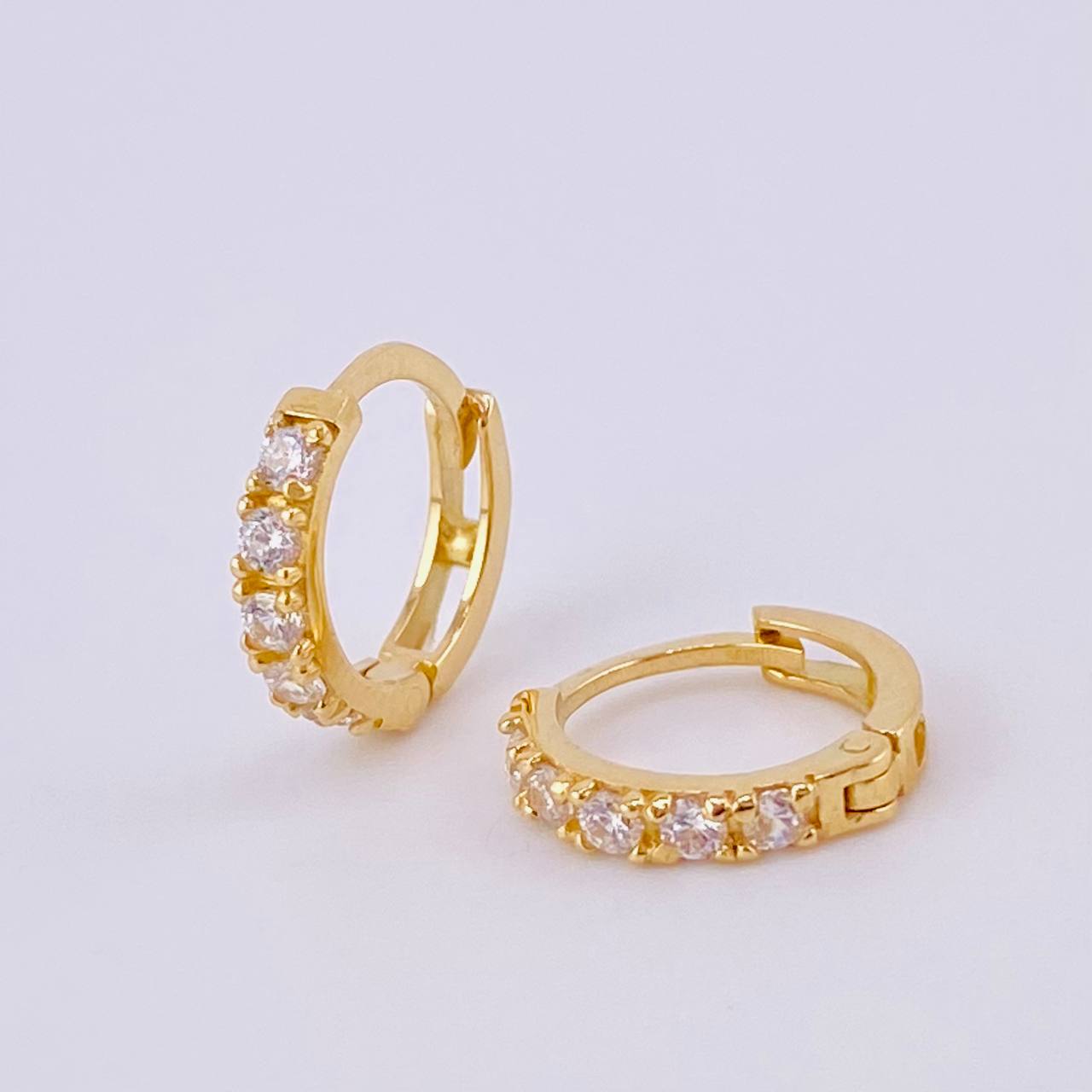 Candongas Carril Espaciado 1.5gr / 1.1cm / Oro Amarillo 18K *