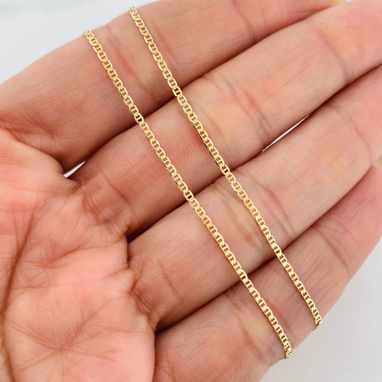 Cadena Escalera Plana 1.9g / 50cm / 1.3mm Oro Amarillo 18K
