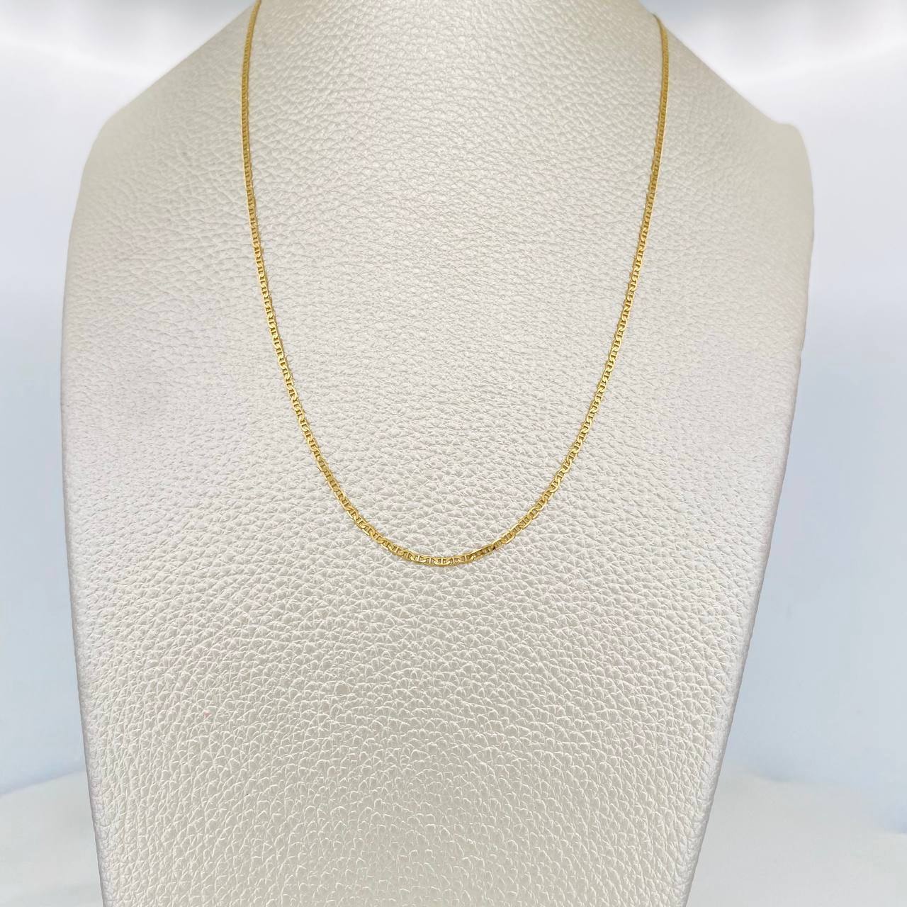 Cadena Escalera Plana 1.9g / 50cm / 1.3mm Oro Amarillo 18K