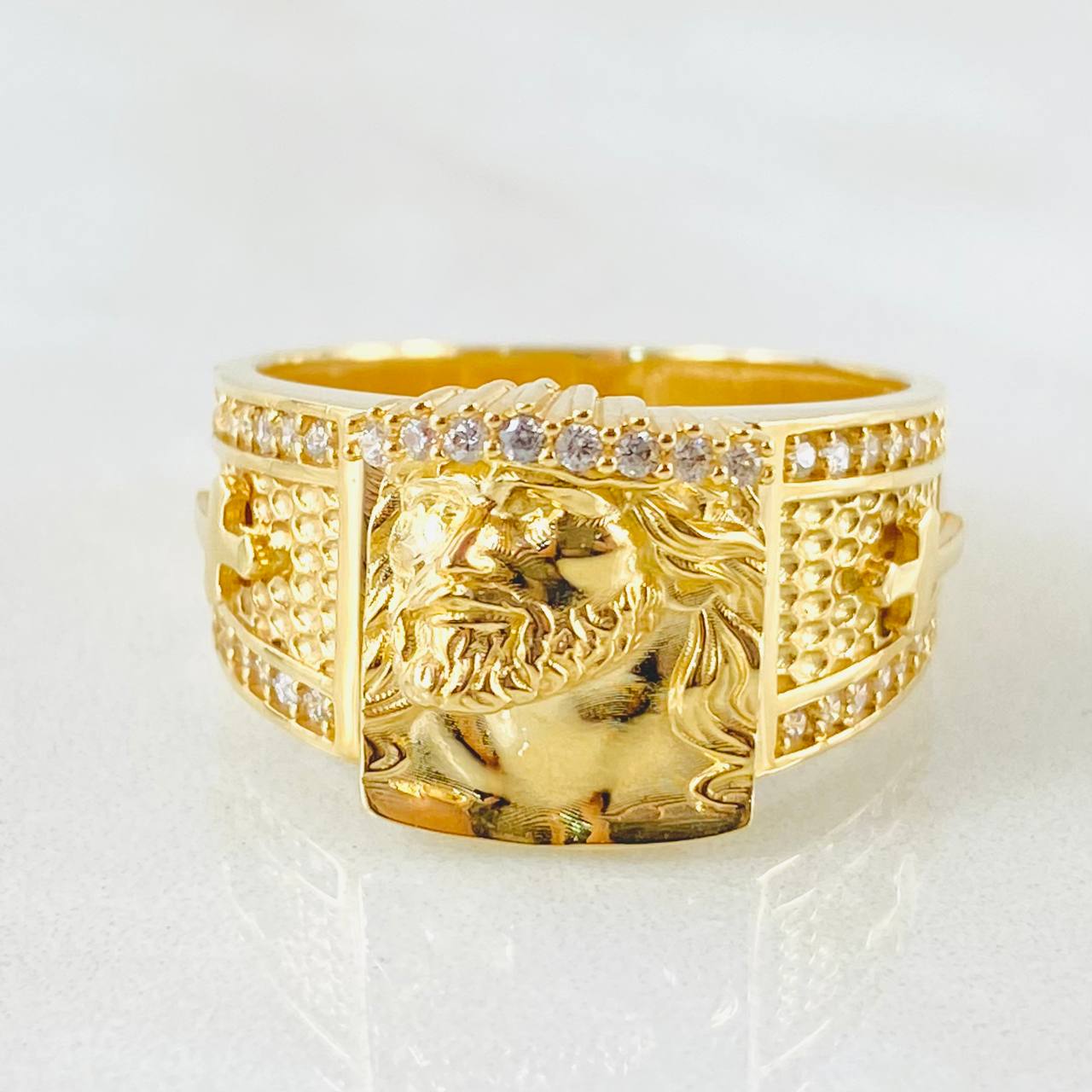 Anillo Rostro Jesus  8.2gr / T10 / Oro Amarillo 18K